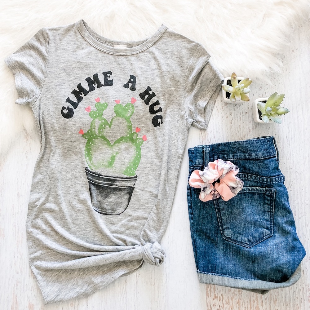 Gimme A Hug Short Sleeve Funny Cactus Graphic Tee - Picture 3 of 3